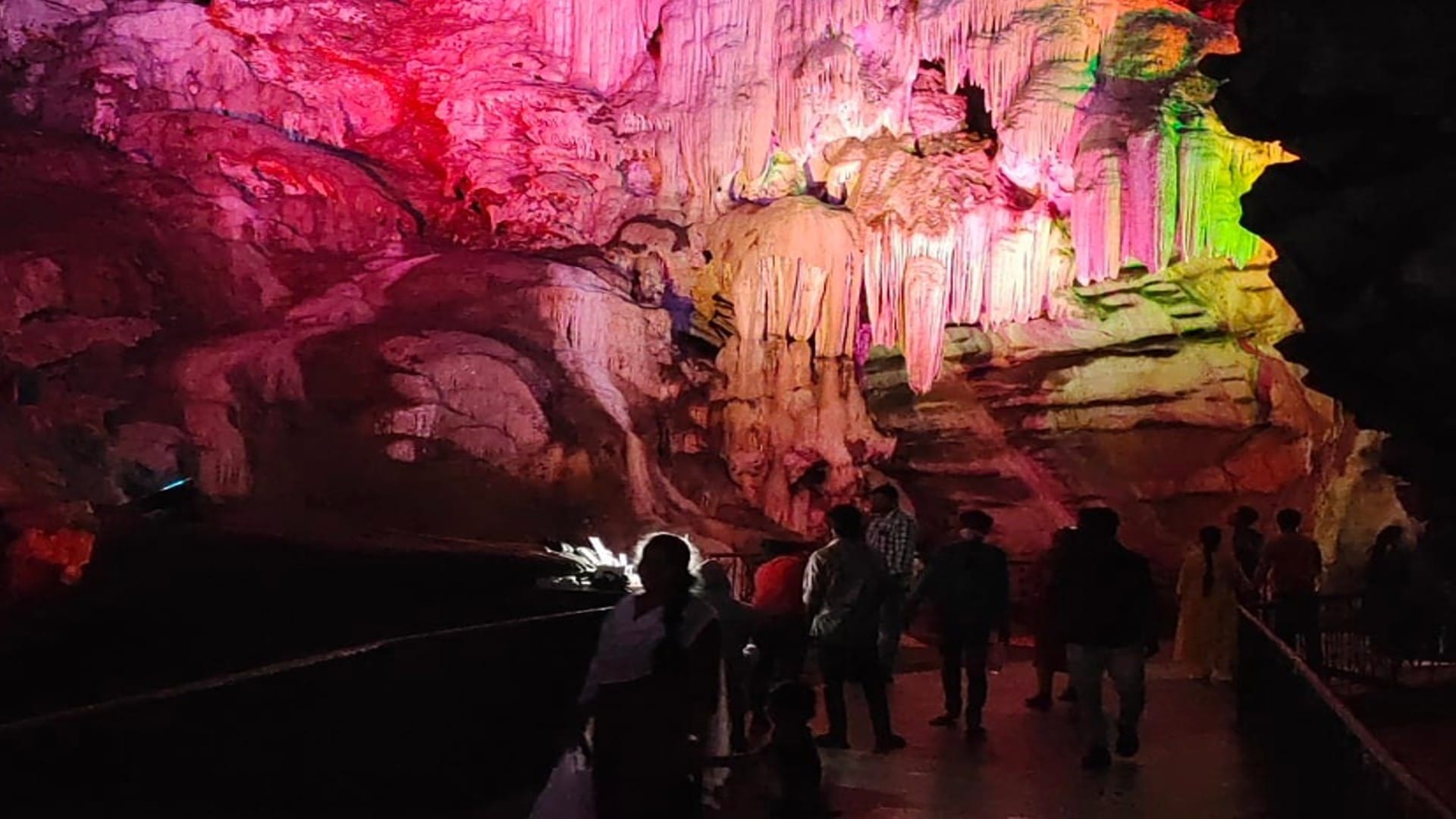 Indian Caves Travel Guide Beautiful And Famous Caves in India