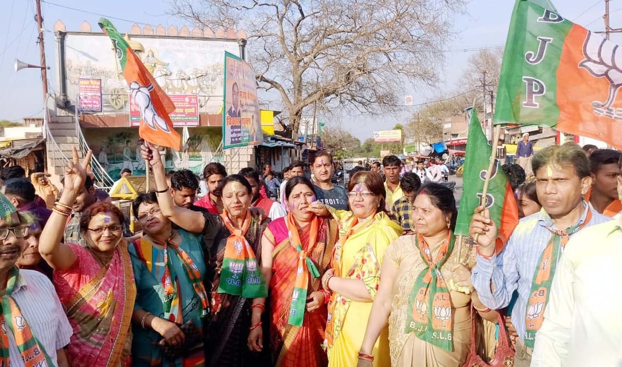 The hard work of the organization and the simple image of the candidate became the basis of victory.