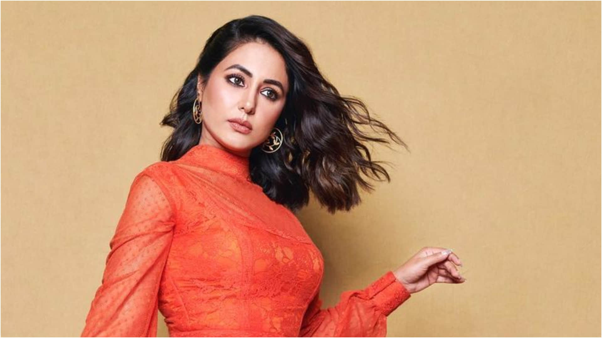Know about famous Tv stars like kapil sharma hina khan divyanka tripathi first salary