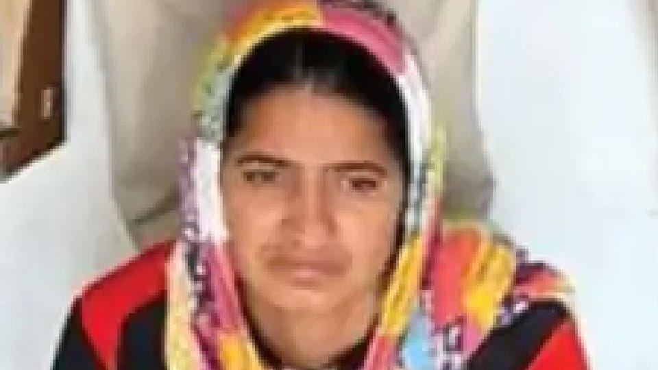 Honey Trap Case in bikaner Girl arrested with 10 lakh rupees