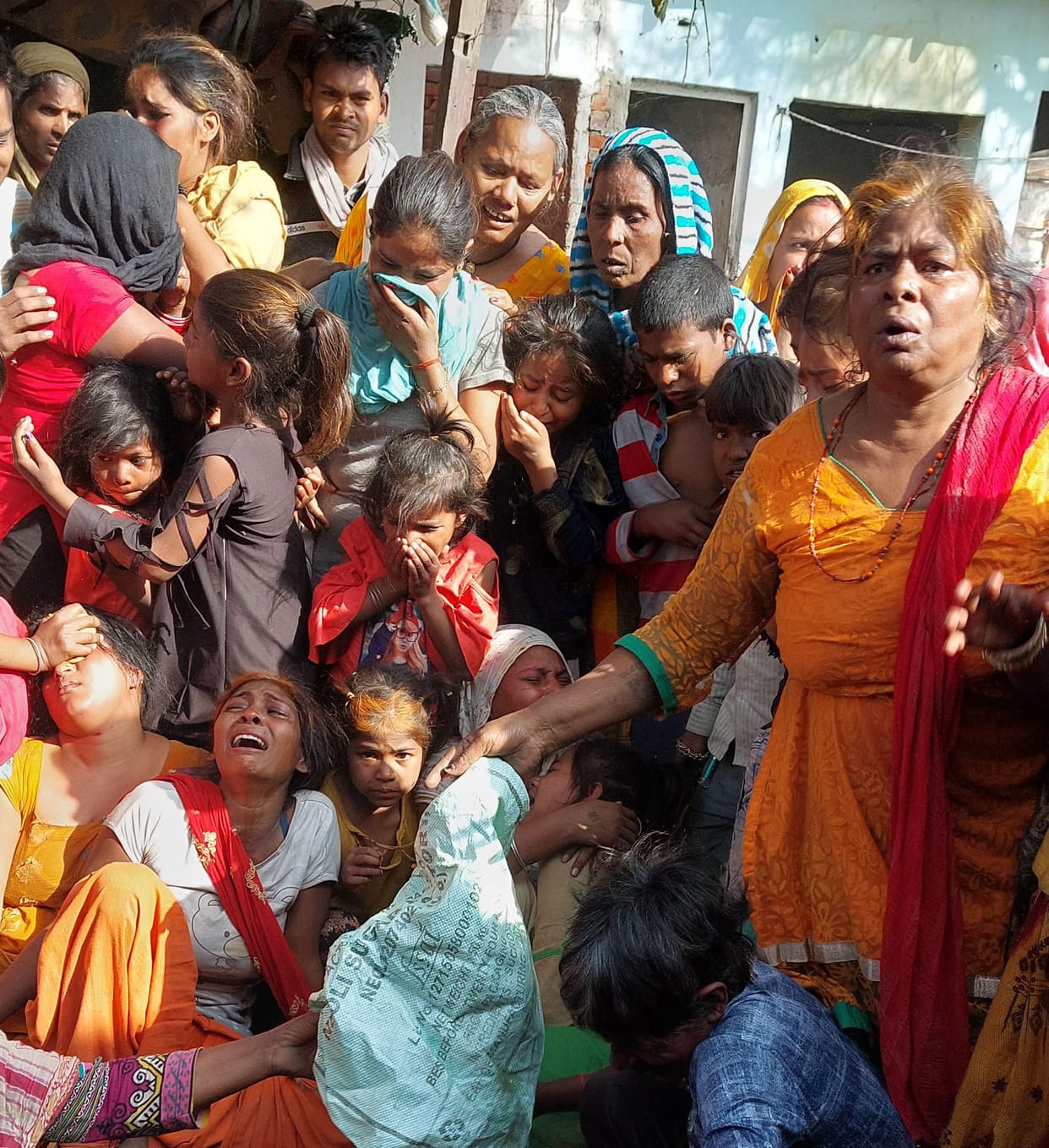 Hathras: Anger erupted over the death of a child after being crushed by a truck, jammed