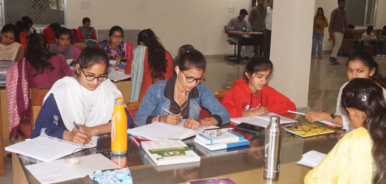 A new building of e-library has been completed with Rs 65 lakh, will be started in 15 days