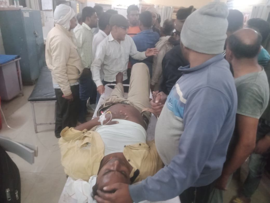 Hathras: Old woman riding a bike and her grandson died in a vehicle collision
