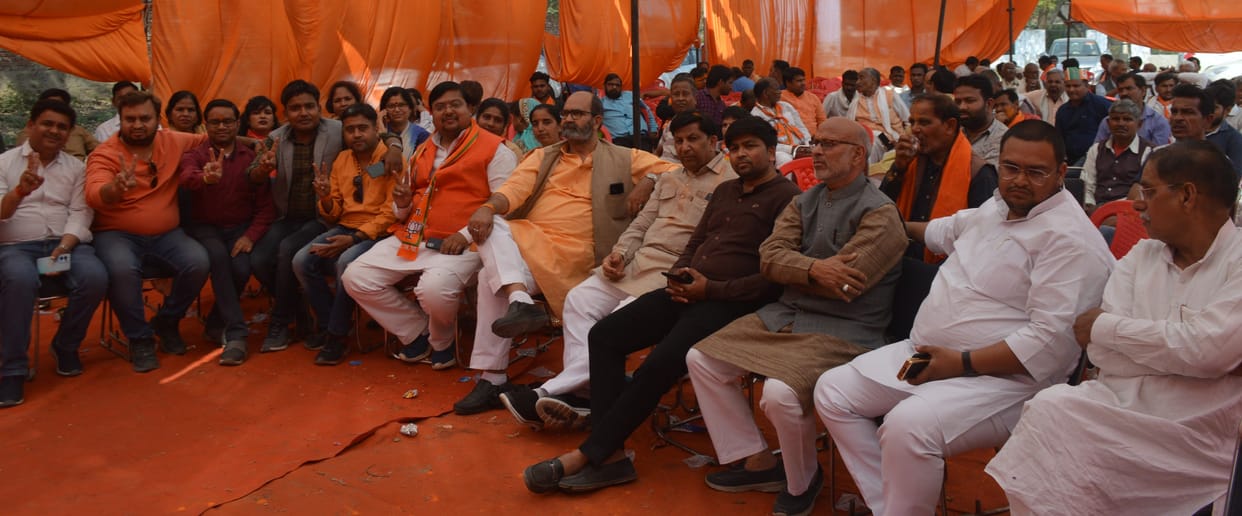 Hathras: The expressions of the supporters kept going up and down