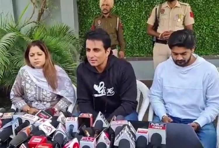Punjab Election Result bollywood Actor Sonu Sood sister Malvika Sood Lost Election from Moga Assembly Seat
