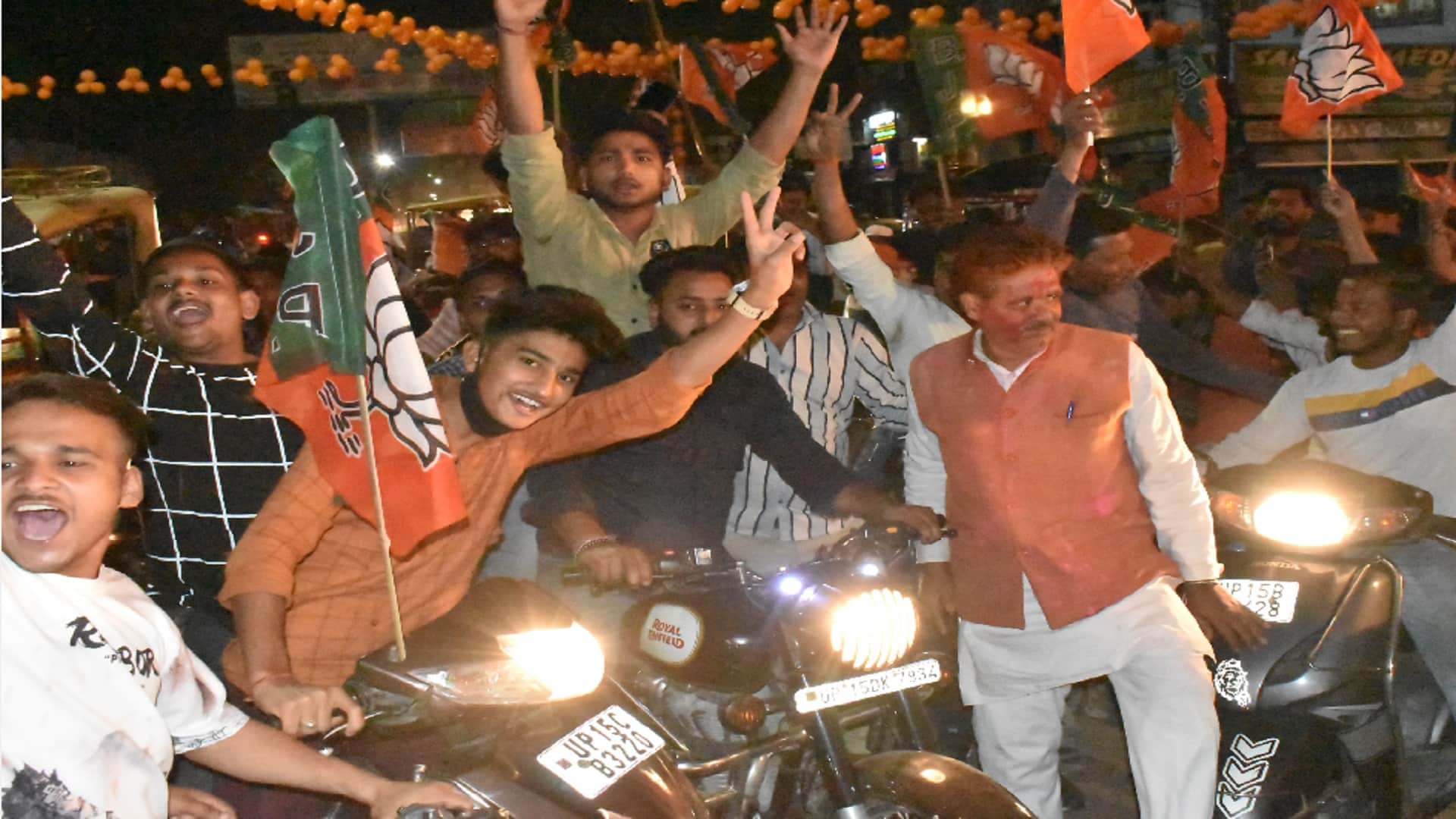 UP Election Result 2022 Workers have celebrated for victory of BJP party in Meerut see photos