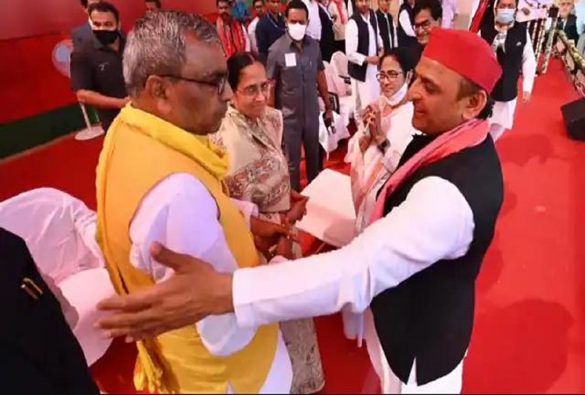 Omprakash Rajbhar will decide on alliance only after meeting Akhilesh Yadav