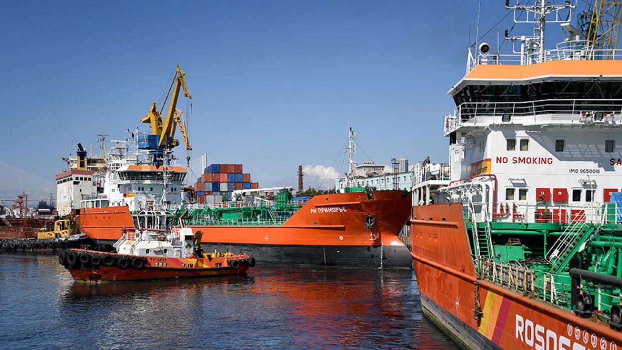which countries are buying Russian oil in Asia amid of ukraine russia war