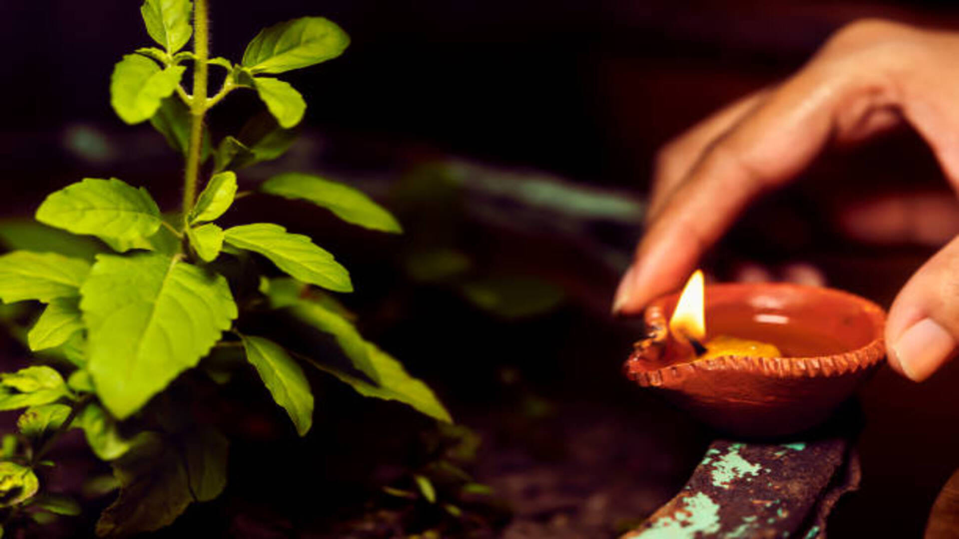 Garuda Purana these things of garun purana can change the life and make successful