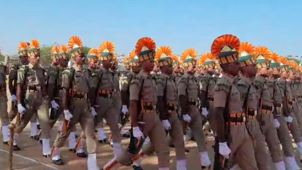 Shivpuri: Convocation and oath ceremony of 492 new constables, 44 weeks of intensive training