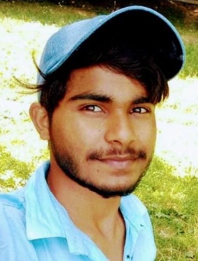Student of India in Romaniya