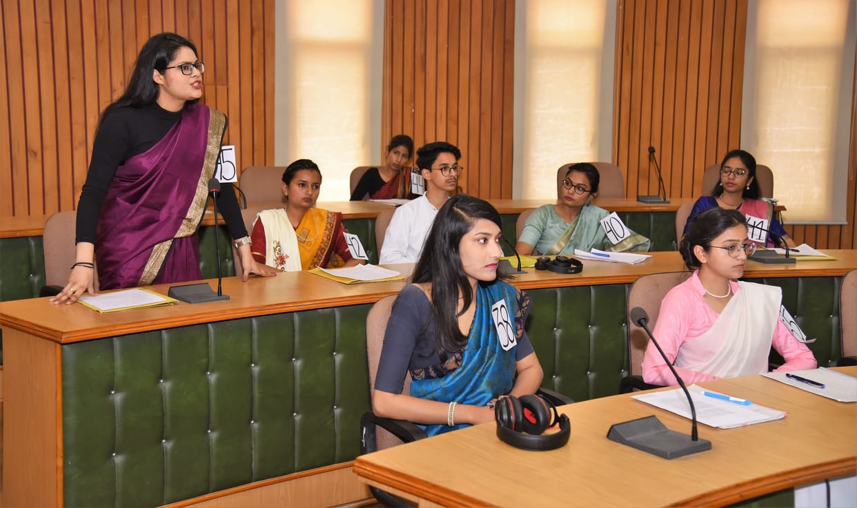 Students played the role of pros and cons in Youth Parliament , Kurukshetra