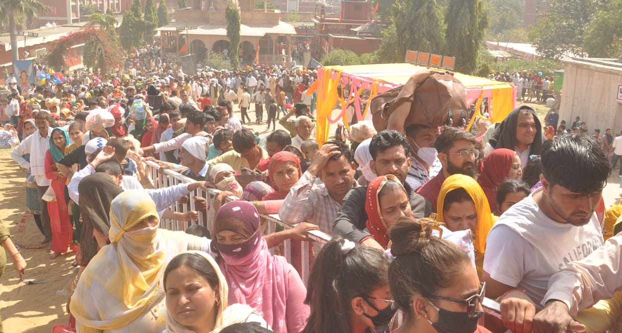 Devotees gathered for the darshan of Baba Balaknath