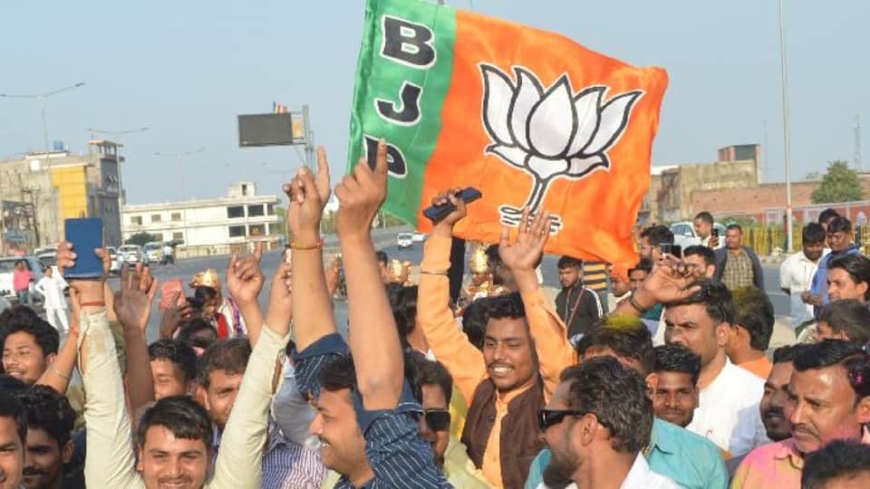 agra election result BJP got four times more votes on Muslim majority booths
