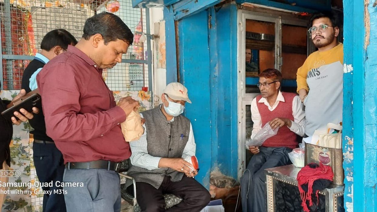 Aligarh: Campaign against adulterers, 15 samples filled