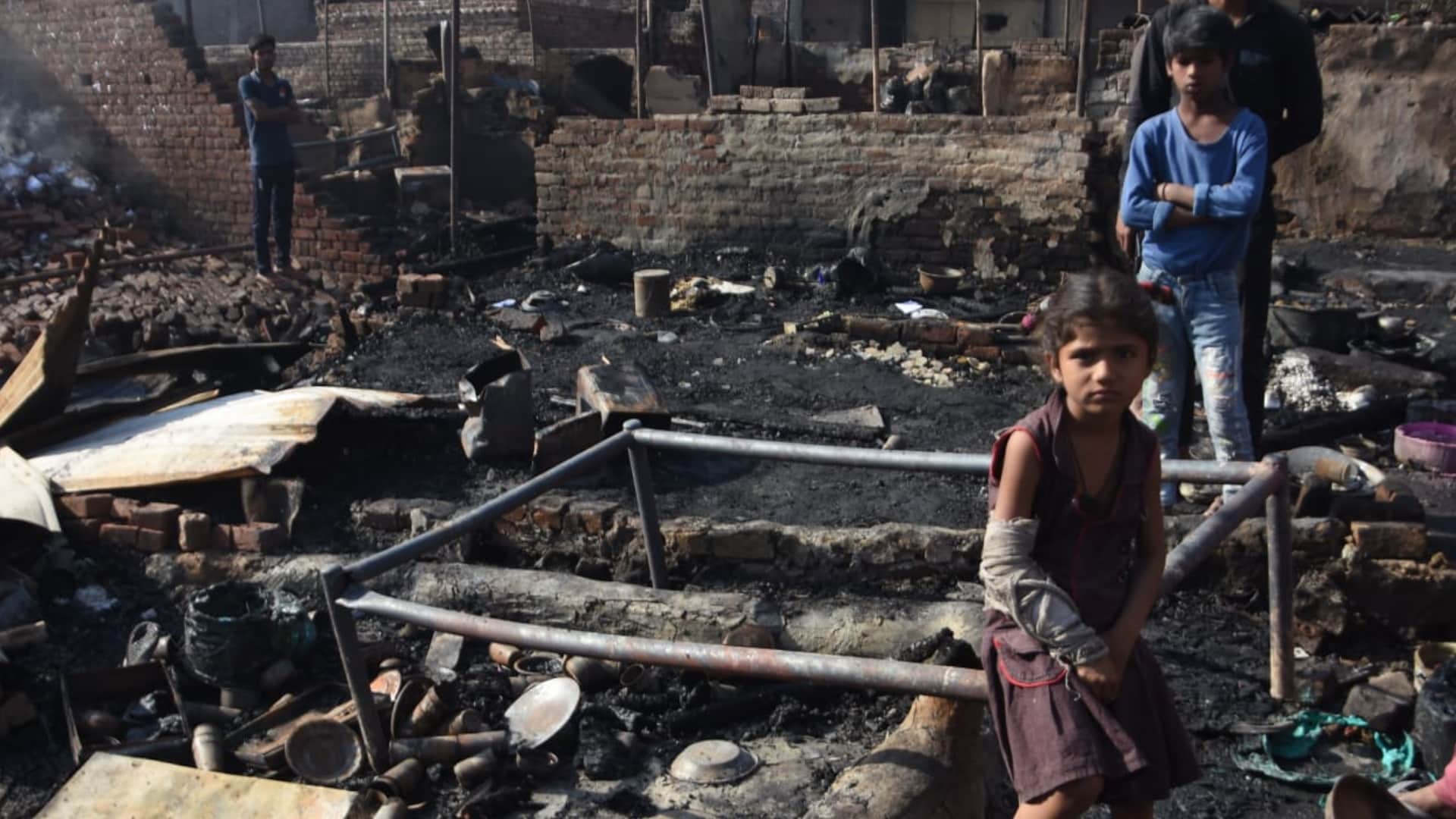 gokulpuri fire accident Jhuggi basti Me lagi aag Relief camps for 35 slums built