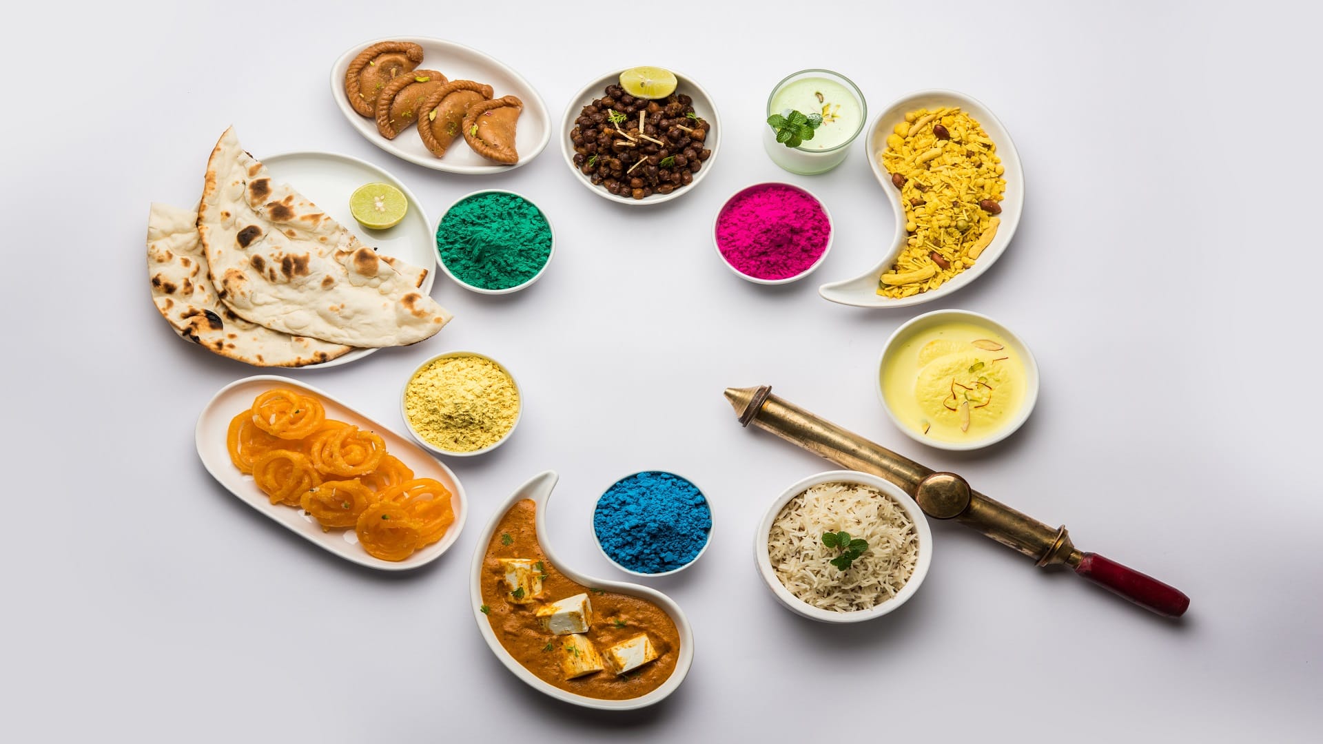 Holi 2022 Celebration Ideas For Couples romantic holi tips in hindi