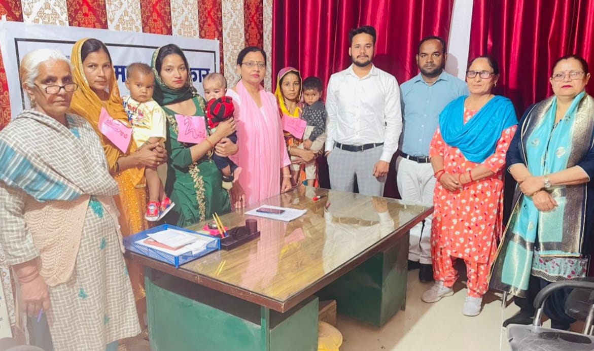 Sonia, Anshu get highest Mother Award