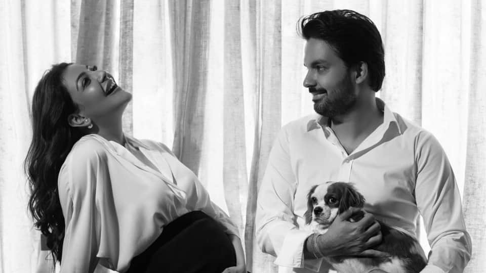 Actress kajal aggarwal shared family photo with husband gautam kitchlu