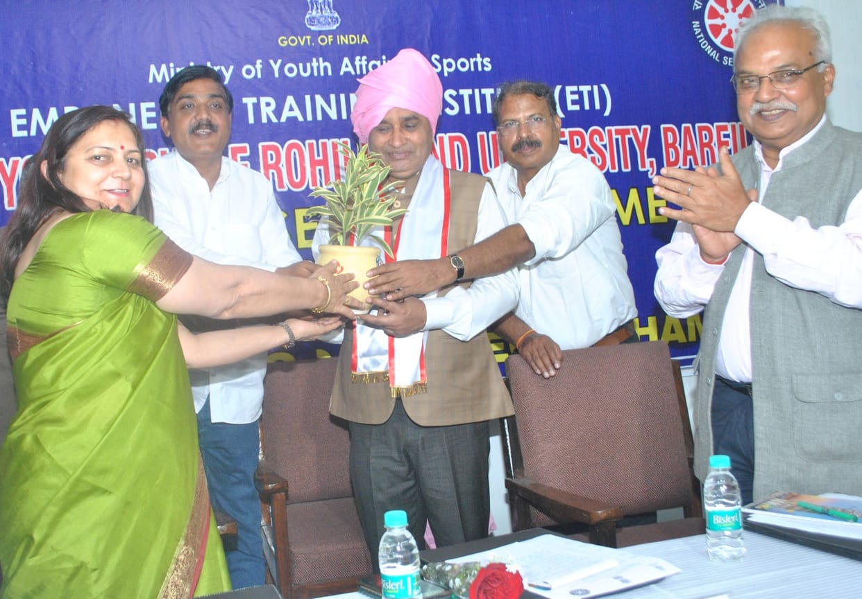 Students should love the nation: KP Singh