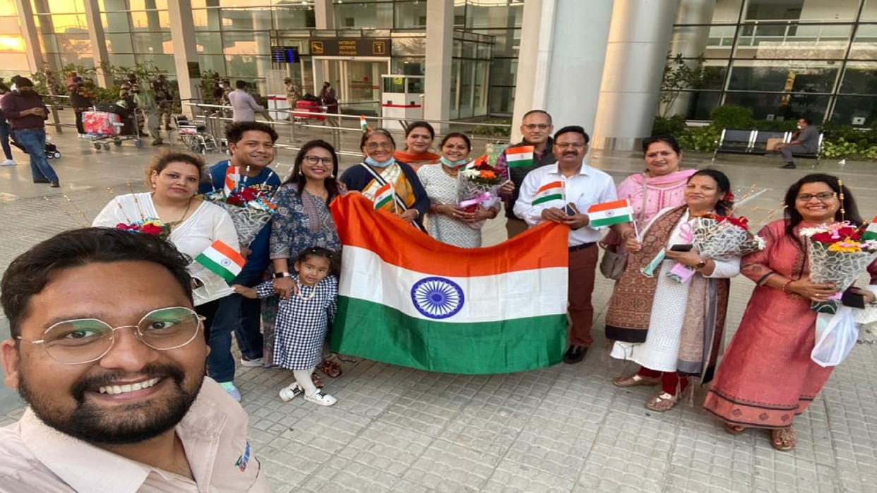 Government of India booked train to take students trapped in Sumi to Poland Jia Baluni reached home thanked PM Modi