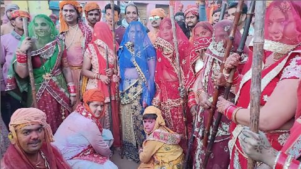Nandgaon Barsana Lathmar Holi Celebration In Mathura