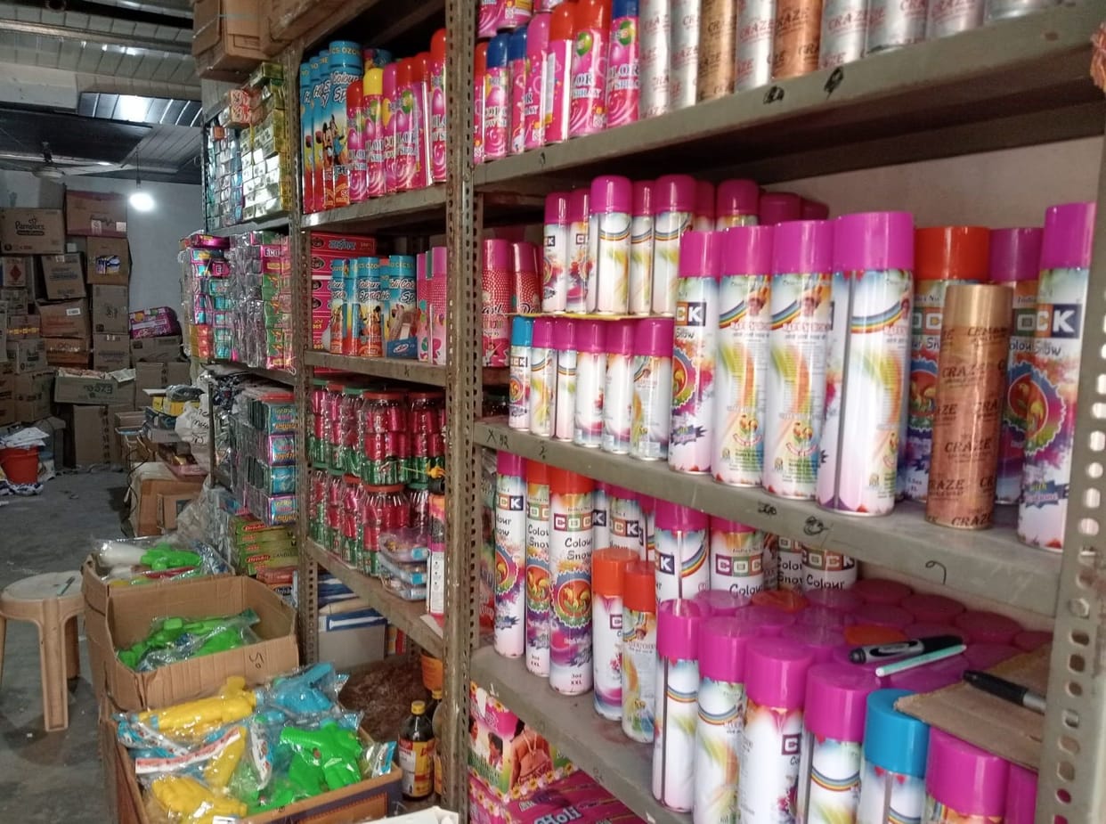The market is cold for Holi, from tomorrow there will be stalls of colour-gulal