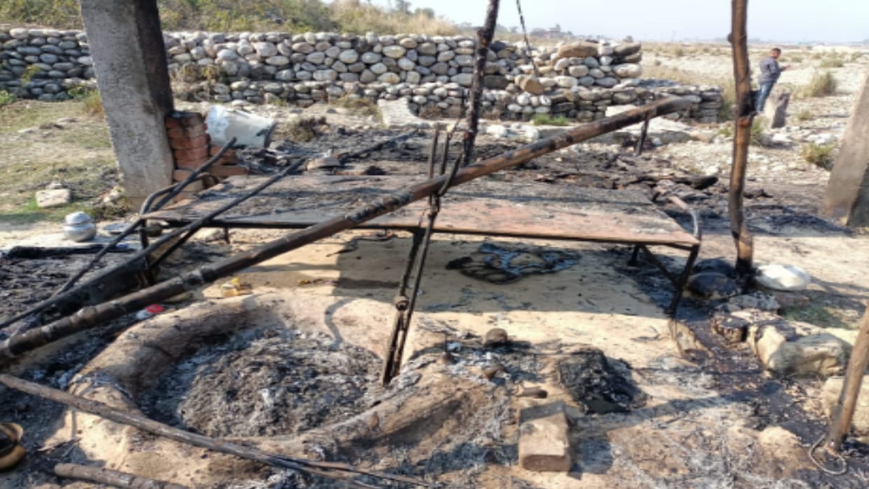 Up Crime news:saint murdered with an axe in Saharanpur, dead body burnt in hut, accused arrested