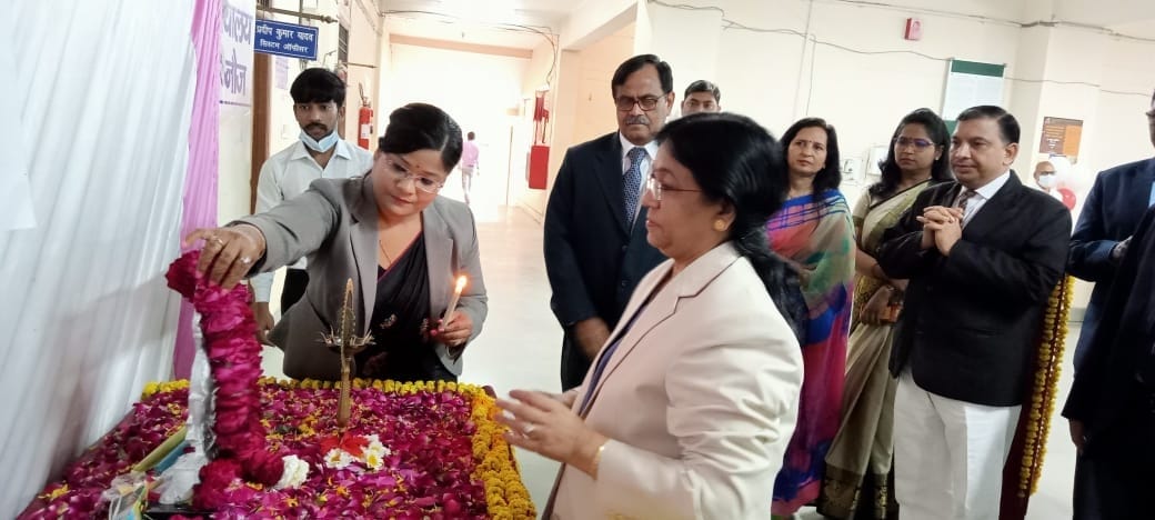 Settlement of 30,999 cases in Lok Adalat by conciliation
