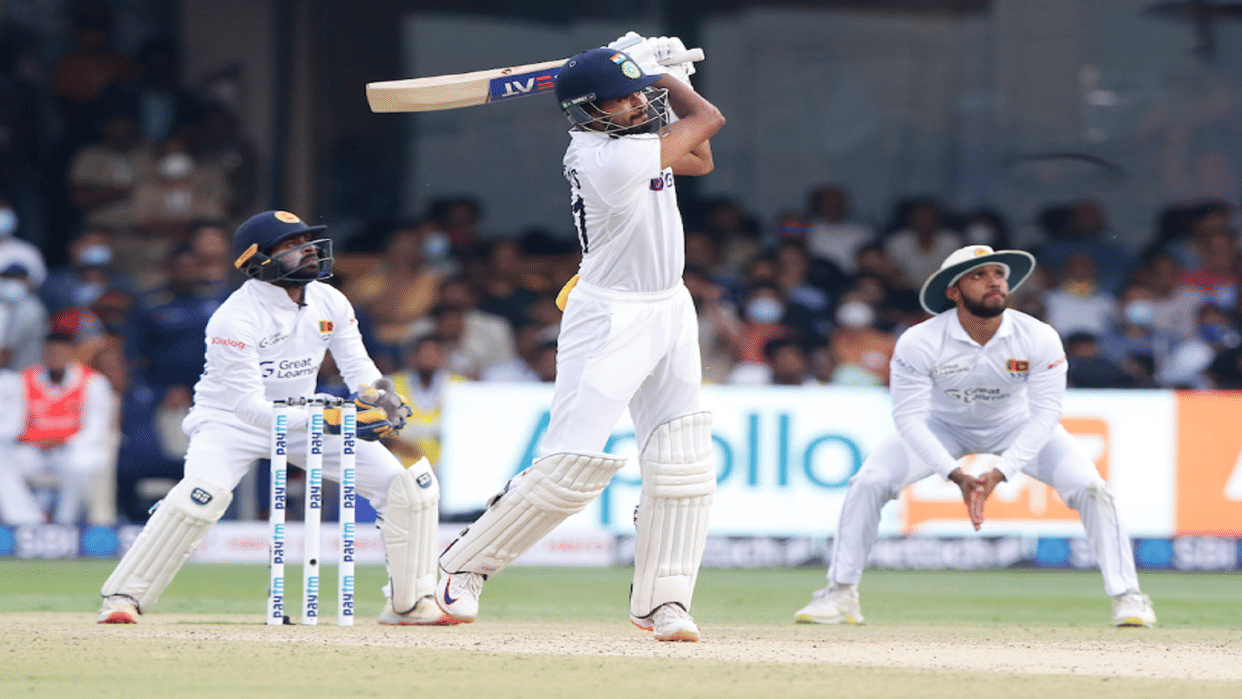 Shreys Iyer becomes first indian to score two fifties in a test match