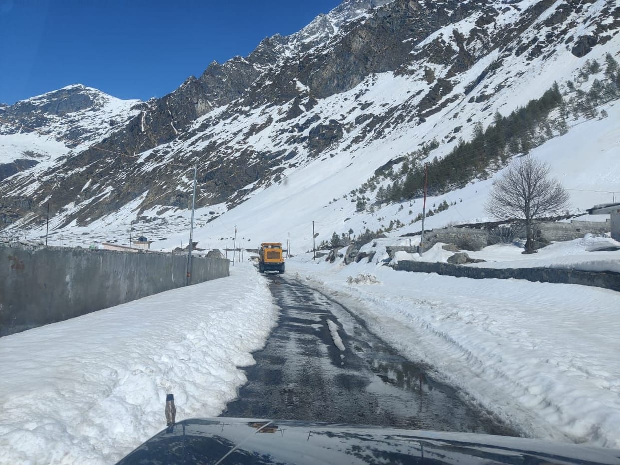 Badrinath Highway opened up to Mana and Joshimath-Malari Rimkhim