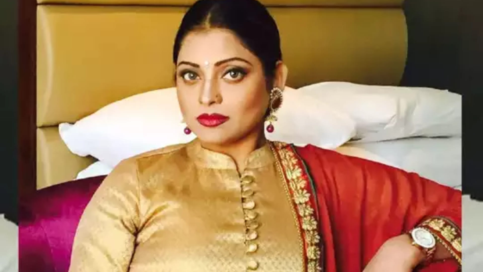 Bengali actress rupa dutta got arrested for pickpocketing