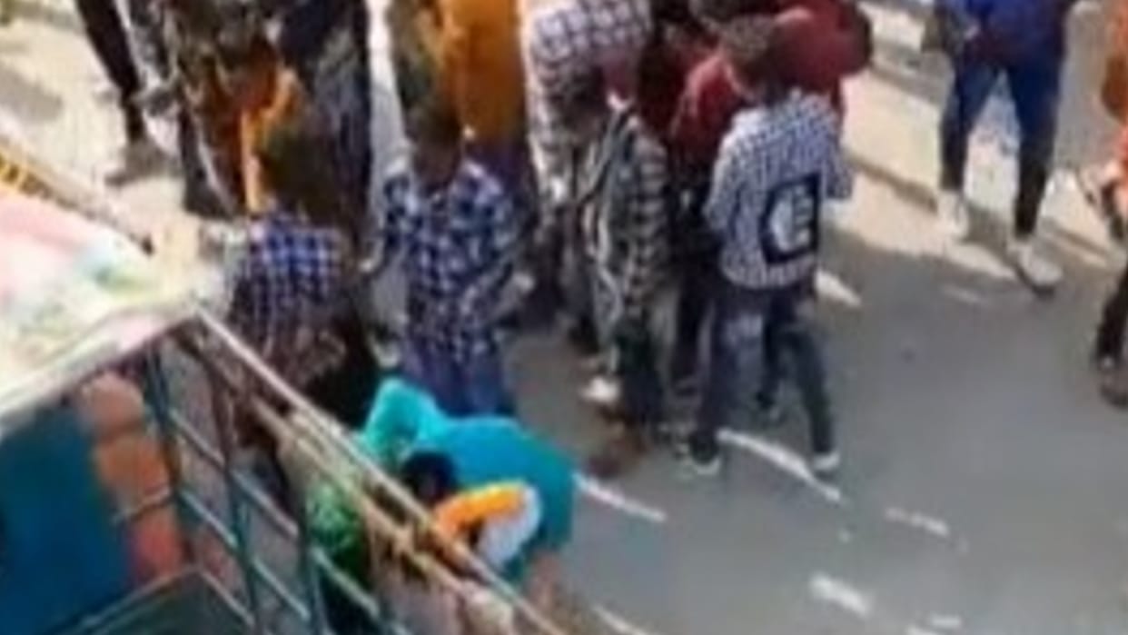 Alirajpur: Case of gang-rape with girl during Bhagoria festival, video goes viral