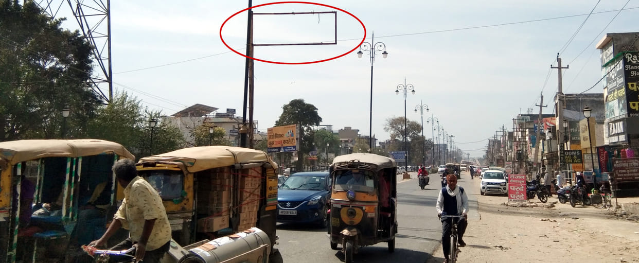 Traffic lights turned off on Pipli-Third Gate road, Kurukshetra