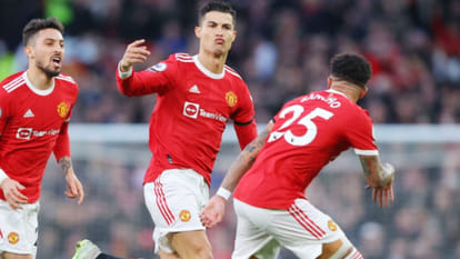 Cristiano Ronaldo hat-trick: Ronaldo Manchester United becomes highets goal scorer for club and country with Hat-trick Against Tottenham in Premier League