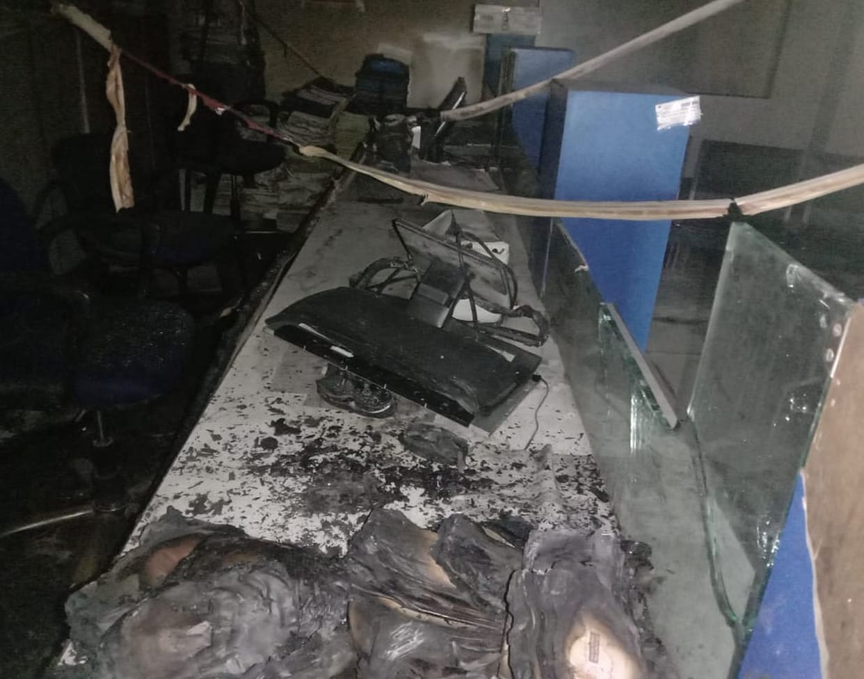 Bank fire due to short circuit, loss of thousands