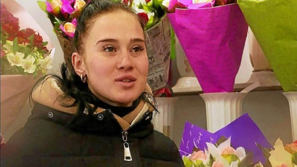 Bombings in Ukraine : Salute to spirit of Florist Angela Kalisnik, Who Is selling flowers, She Said blasts cannot snatch the fragrance of flowers