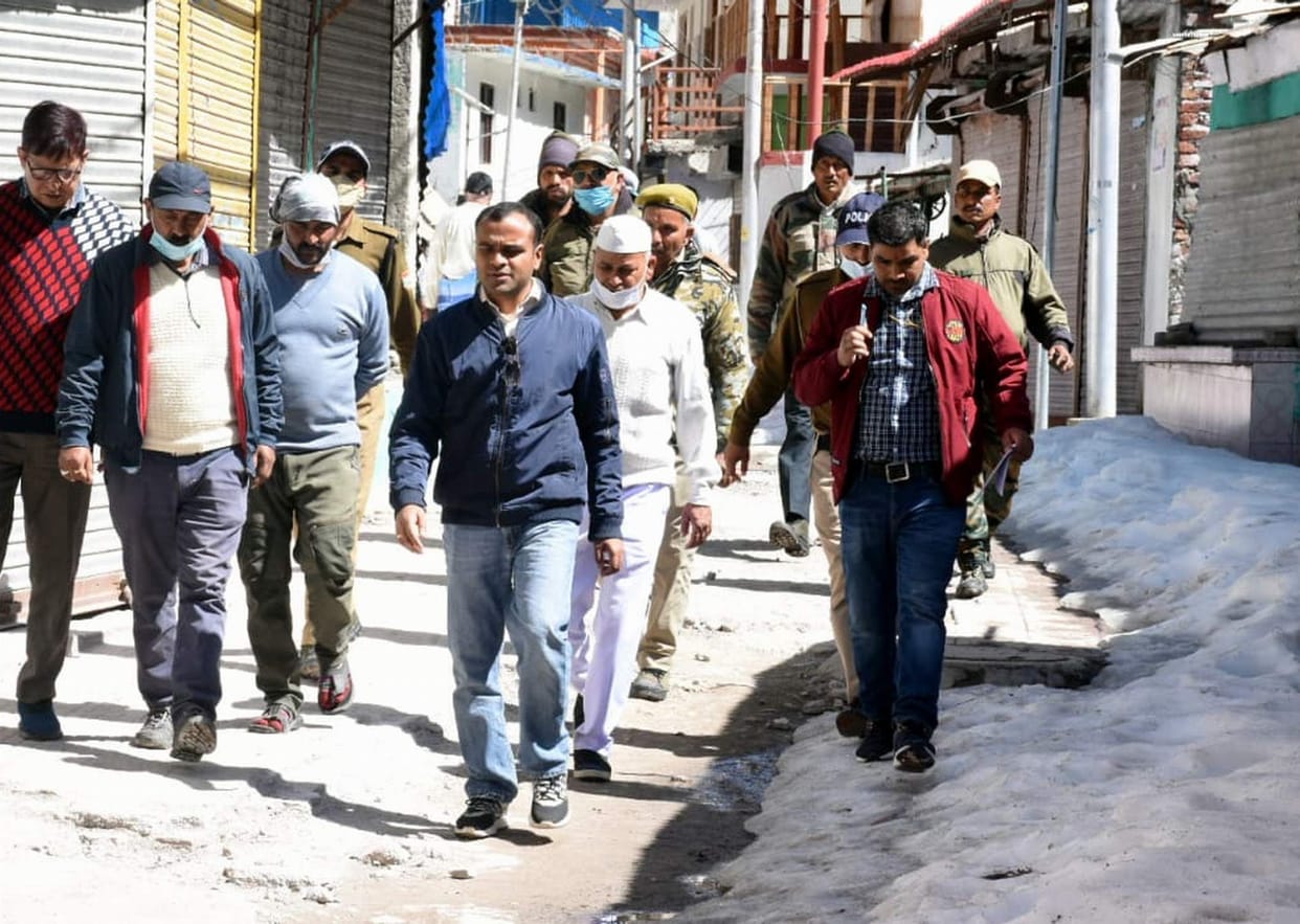 Complete necessary work before opening the doors of Gangotri: DM