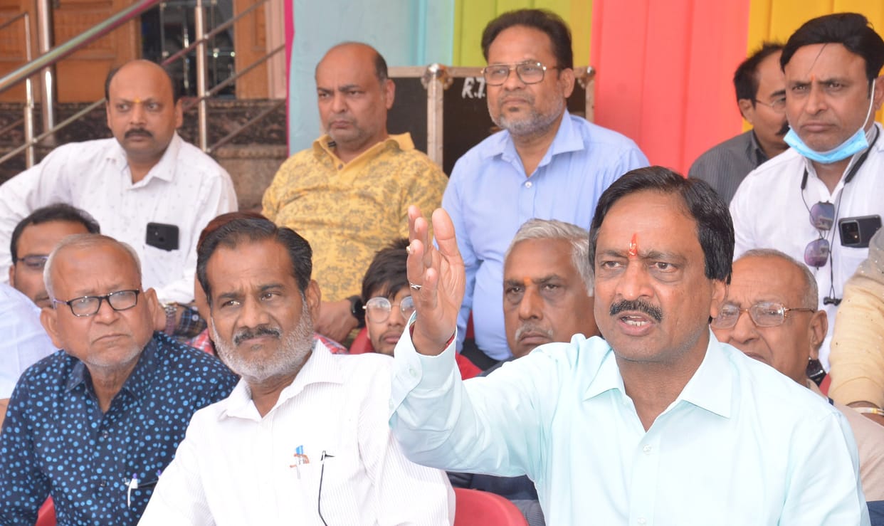 Falgun festival in Ganpati Dham