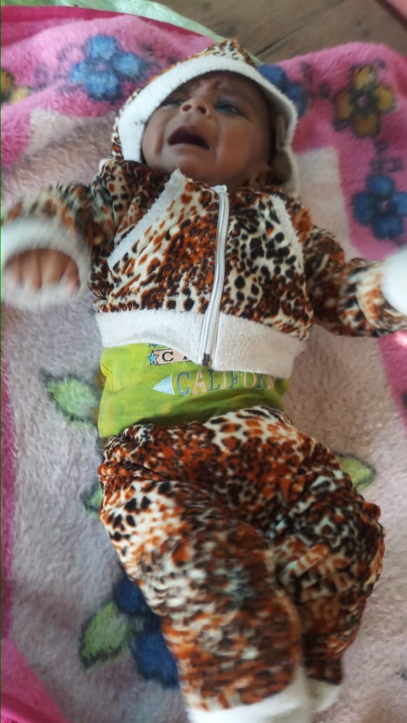 The couple found an eight-month-old boy crying on the roadside in Gunnaur.