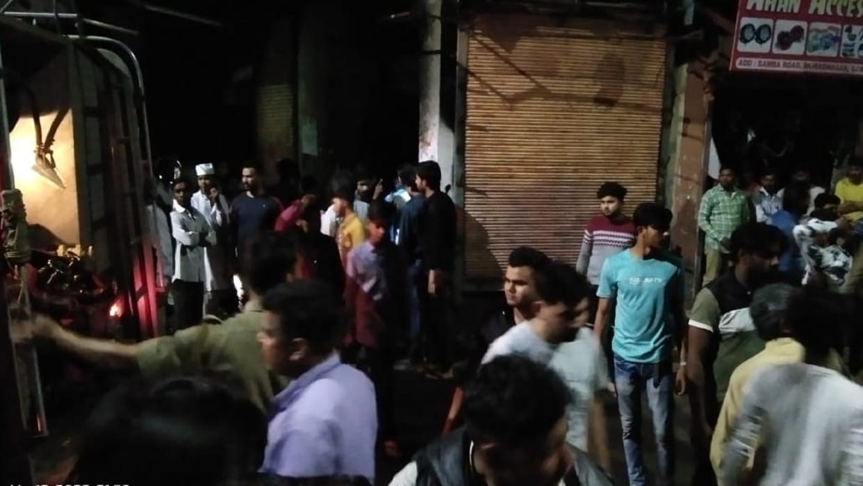 Fire broke out in workshop due to short circuit goods worth lakhs burnt to ashes