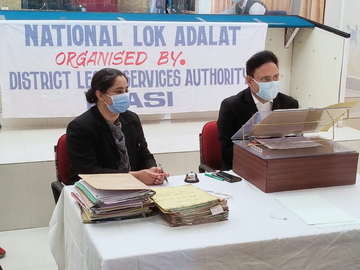 lok adalt
