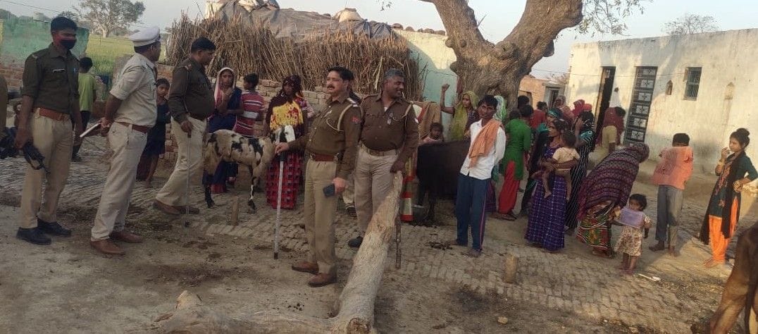 Hathras: Raid on illegal liquor bases, warned