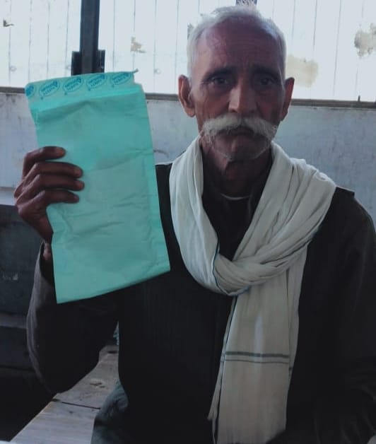 snatching ten thousand rupees and throwing the old man from the car
