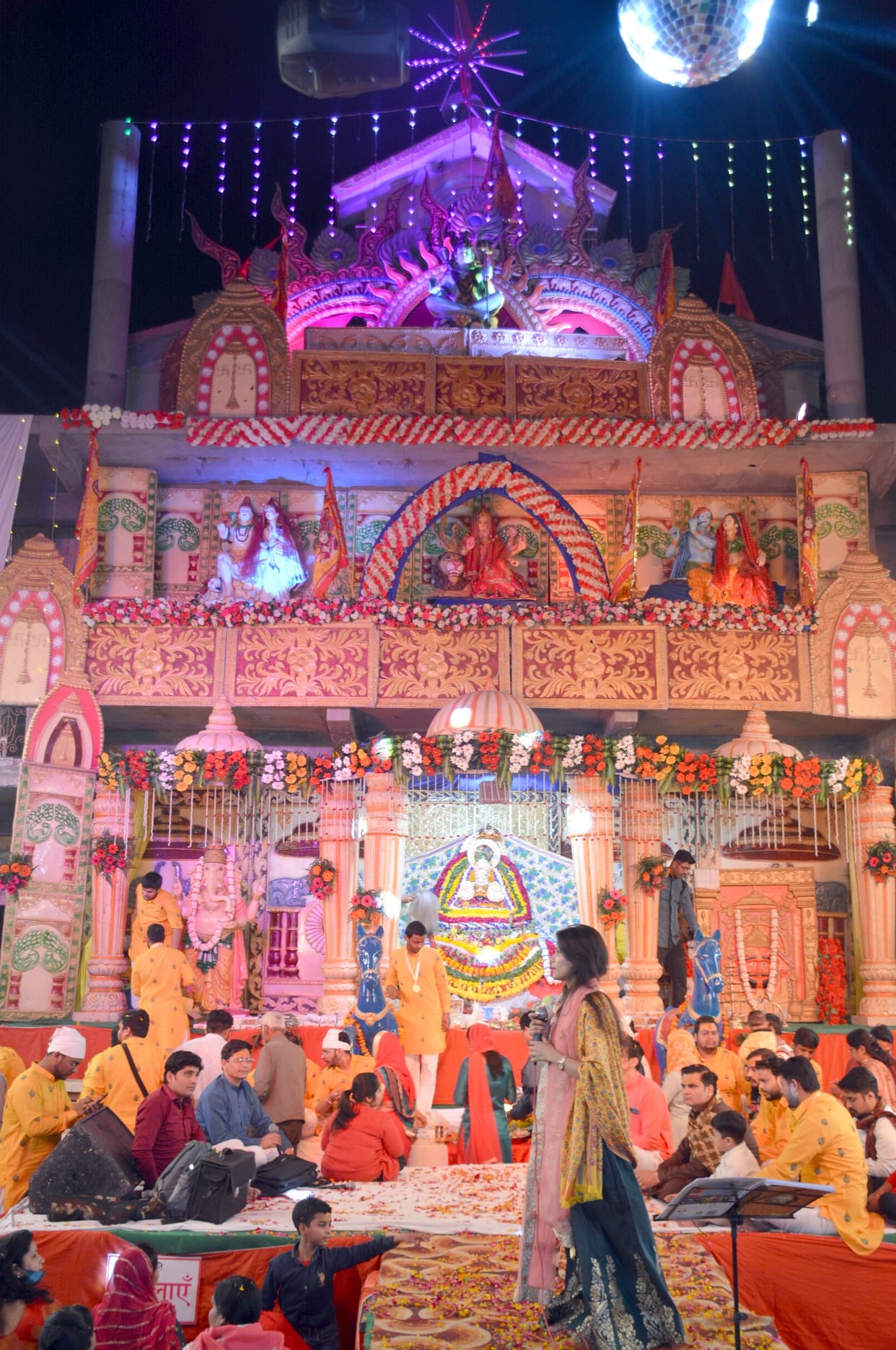 Shyam Baba's make-up looks beautiful...