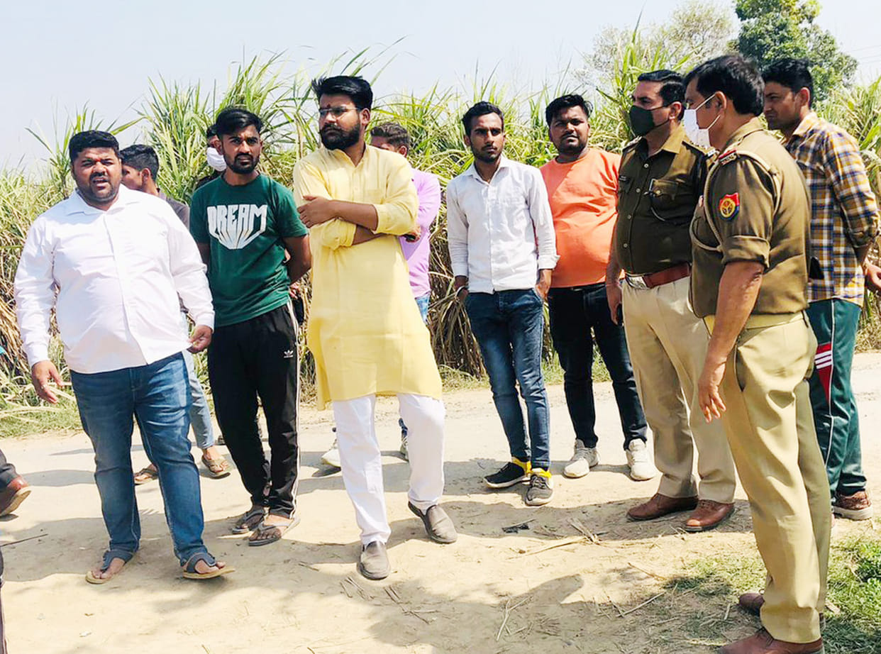Bajrang Dal workers created ruckus