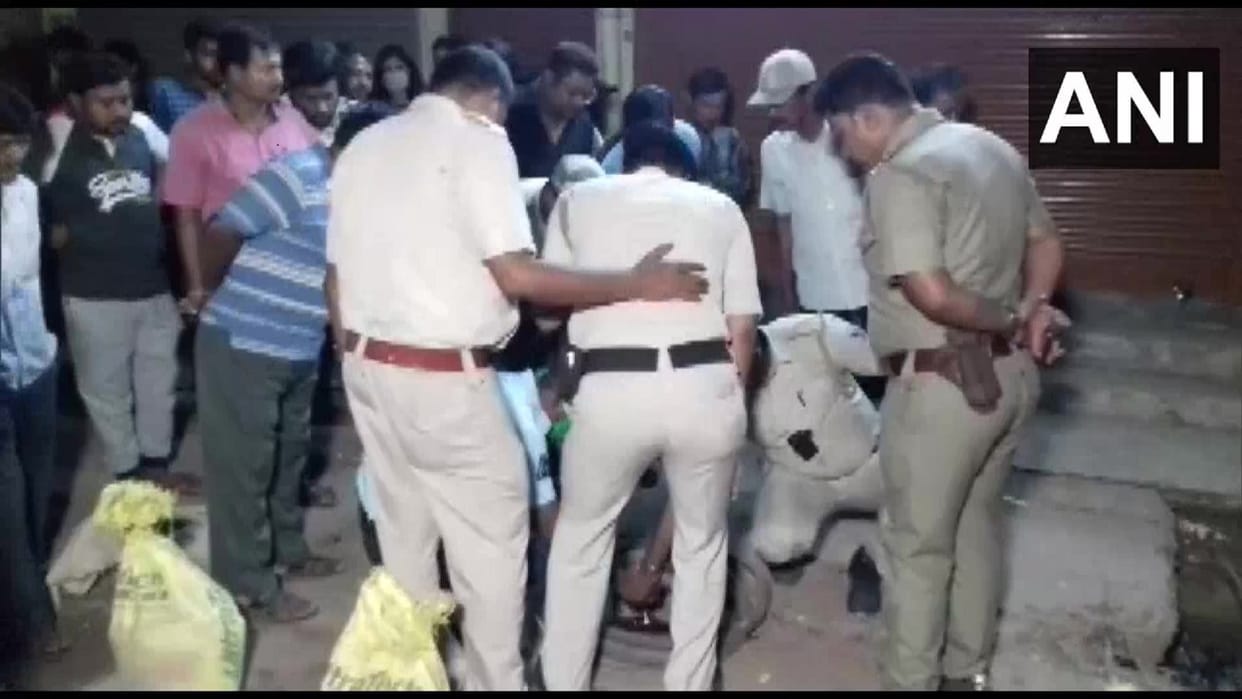 tmc and congress councillors shot dead in separate incidents in Bengal