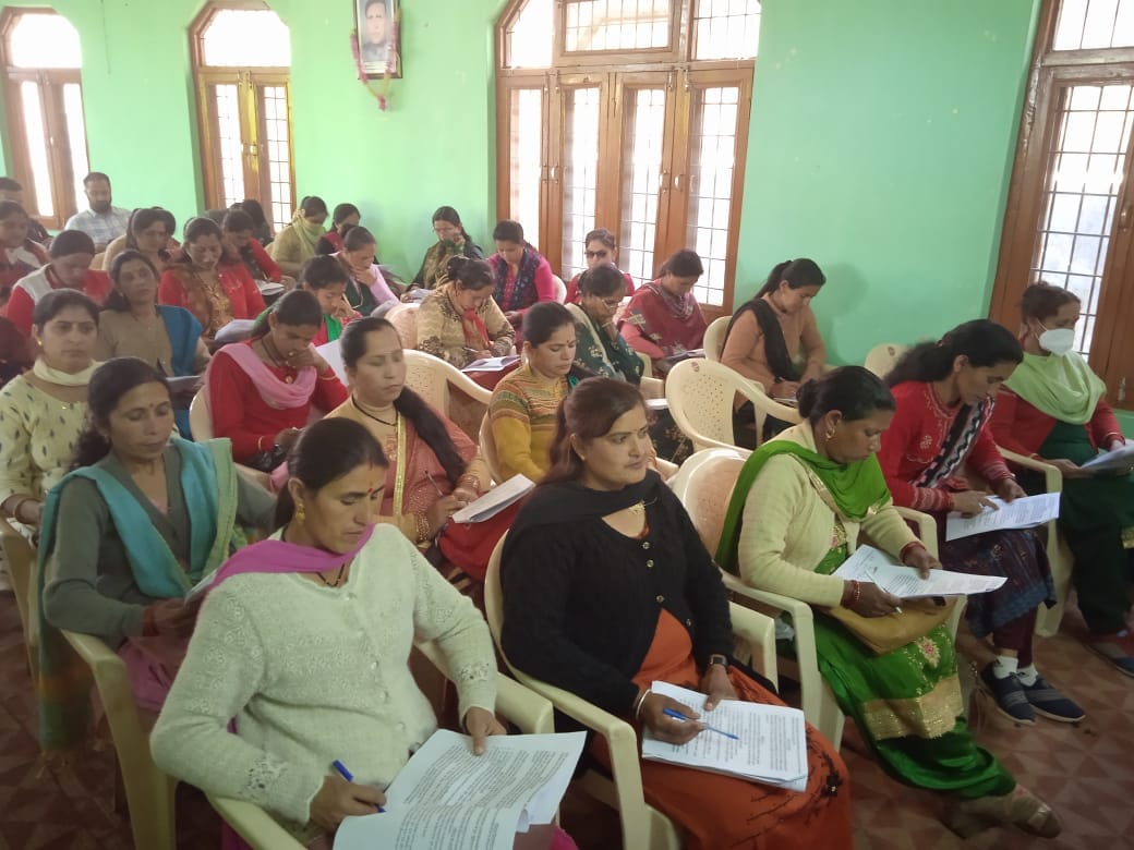 anganbadi workers demanded  appointment in  preprimary classes