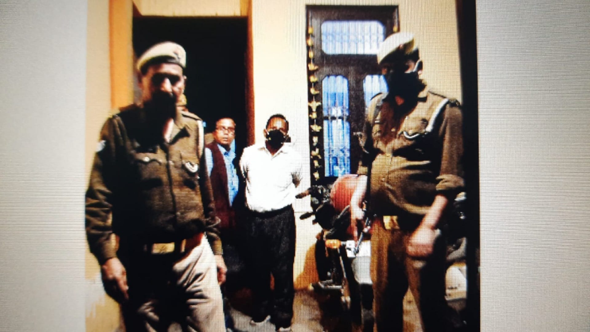 UP News: constable committed suicide due to family dispute in Saharanpur district