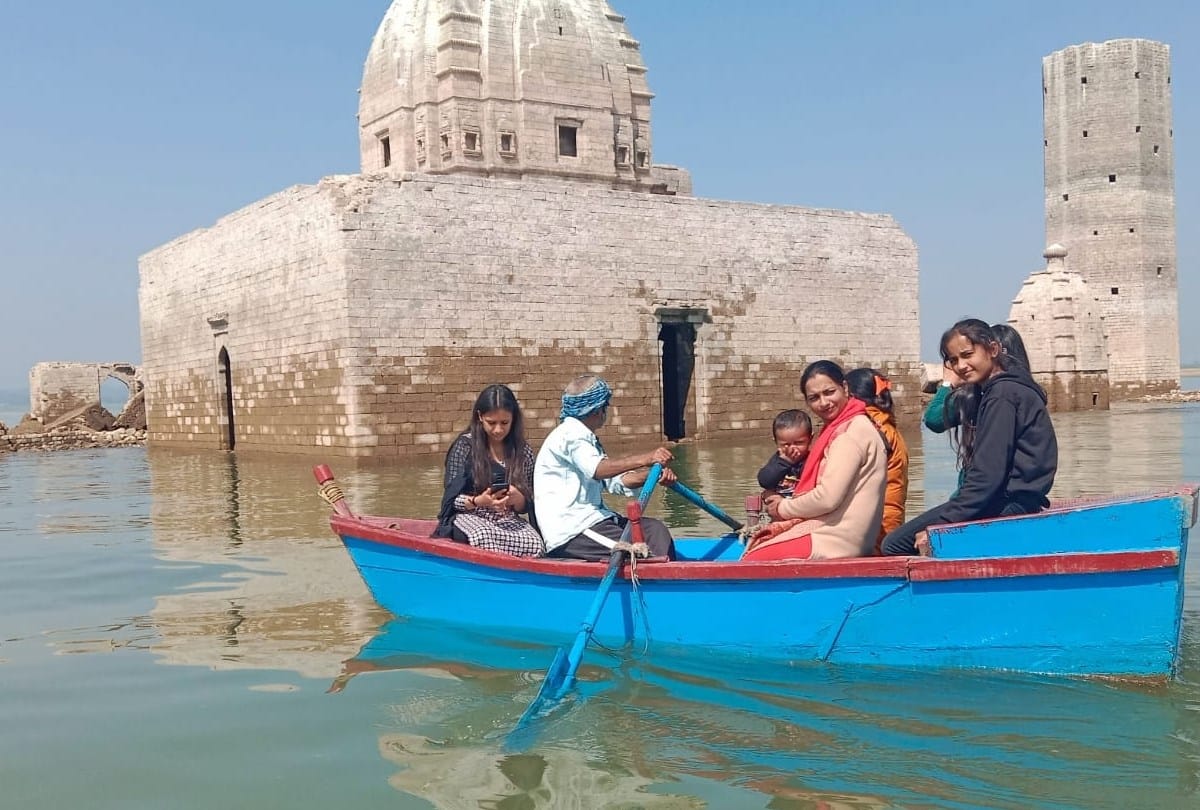 Tourists visit Bathu ki Lari temple sumberged in the water pong dam